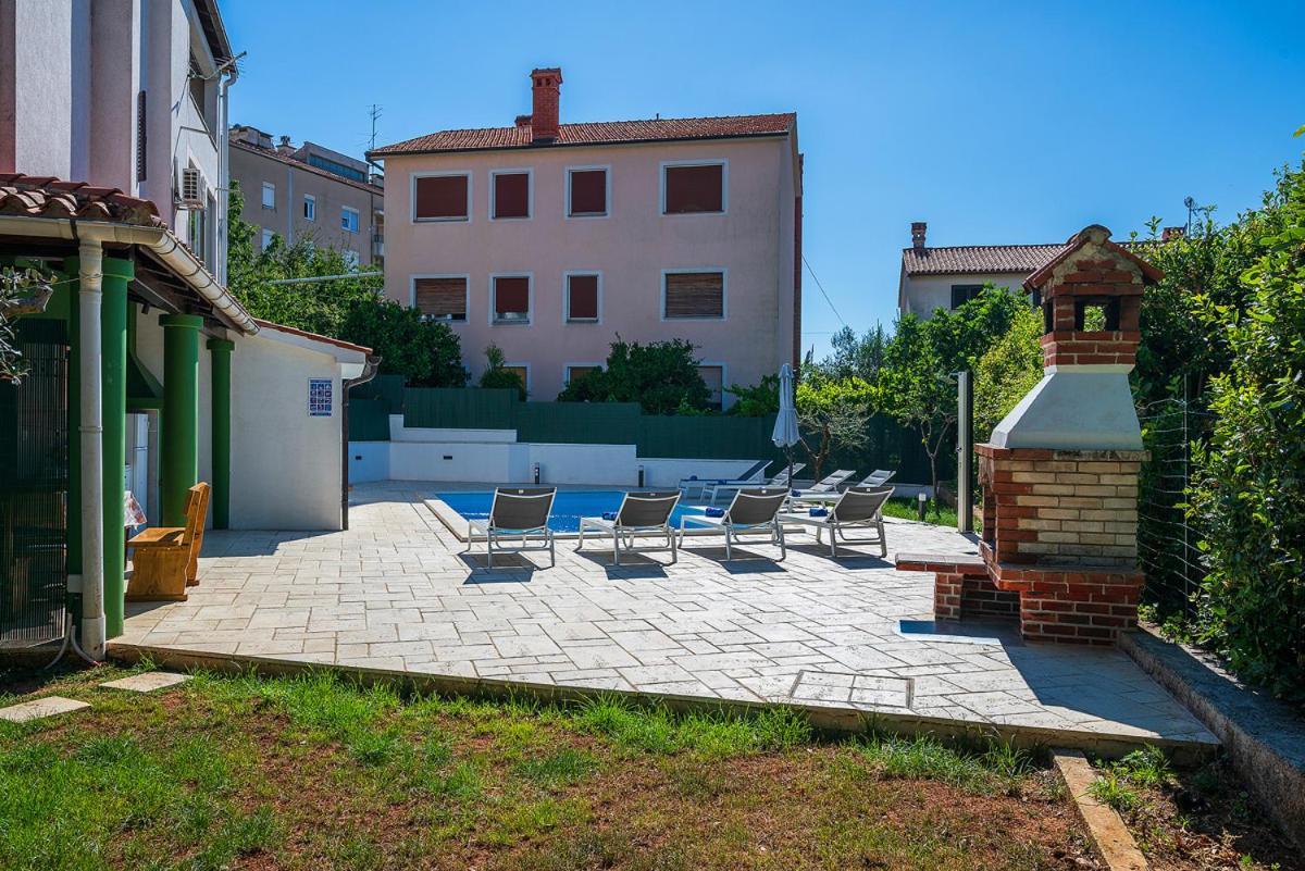 Apartment Monvidal Pula Exterior foto