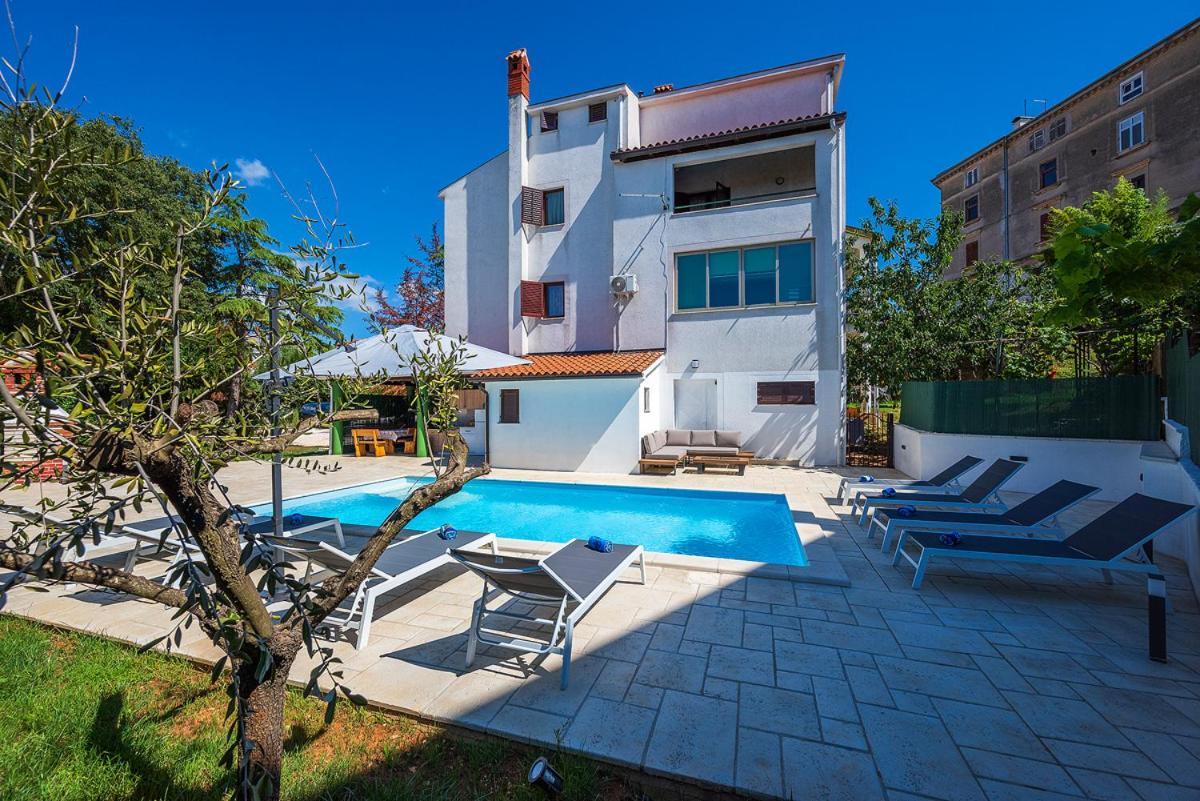 Apartment Monvidal Pula Exterior foto