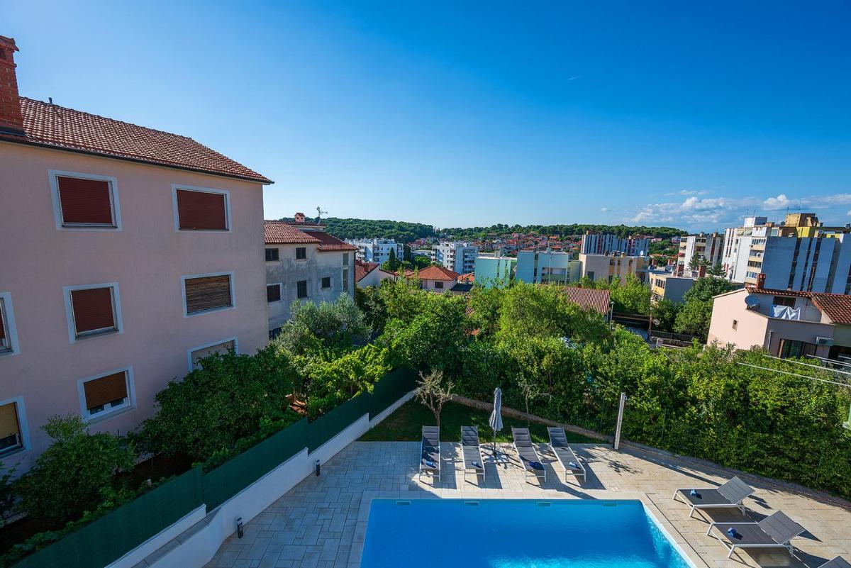Apartment Monvidal Pula Exterior foto