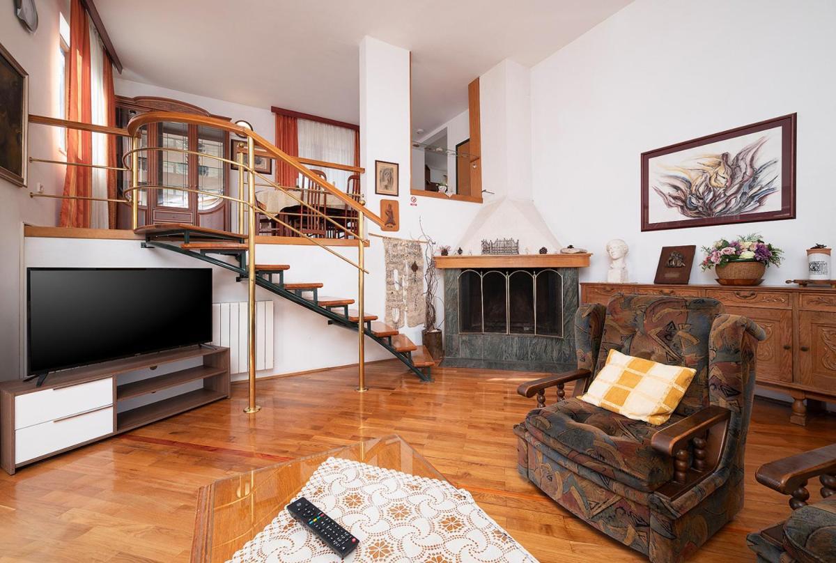 Apartment Monvidal Pula Exterior foto
