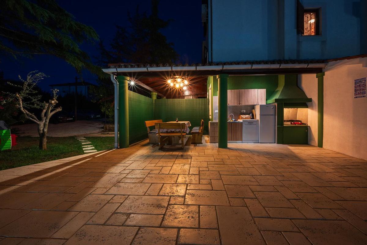 Apartment Monvidal Pula Exterior foto